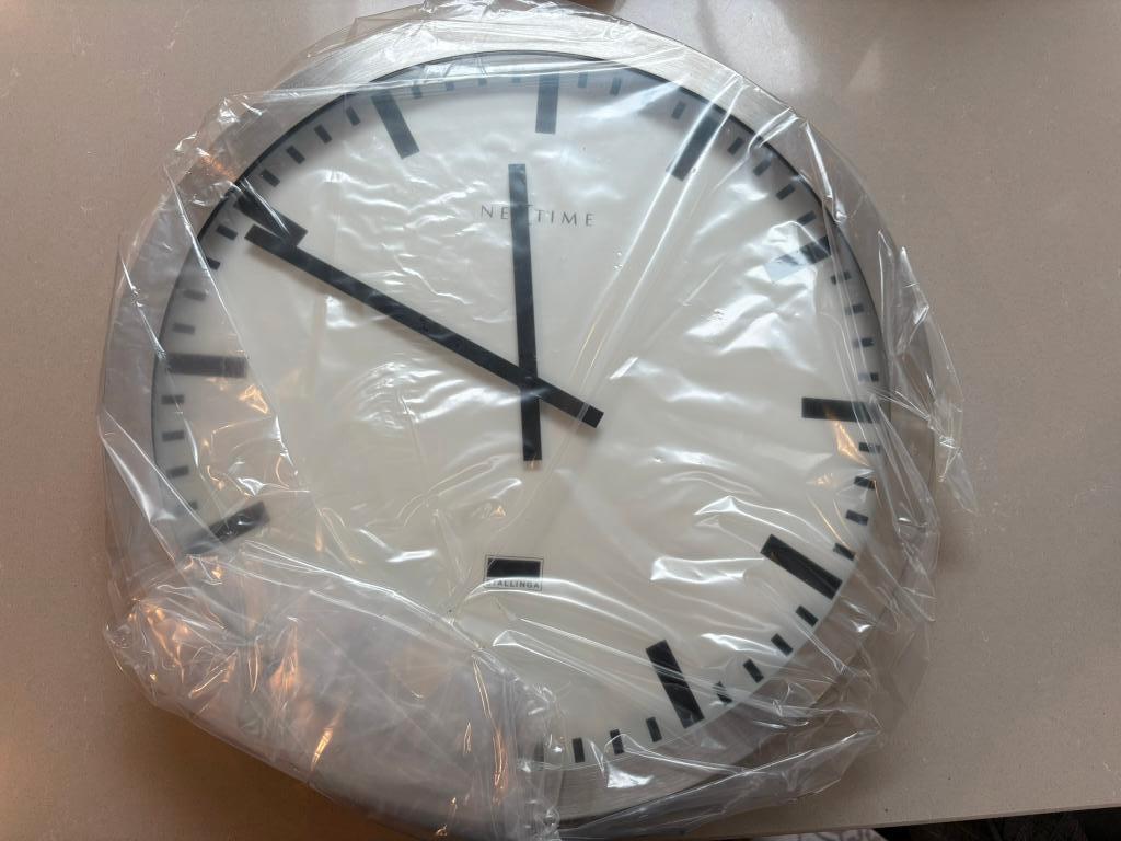 Nextime wandklok - 44cm diameter, Ophalen, Nieuw, Analoog, Wandklok
