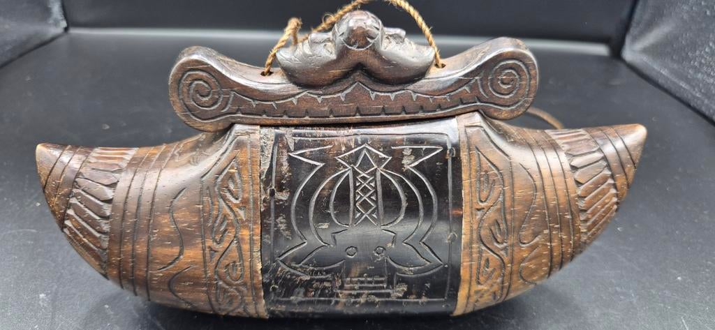 Batak Medicijnhoorn - Sumatra - Indonesische Kunst, Antiek en Kunst, Ophalen of Verzenden