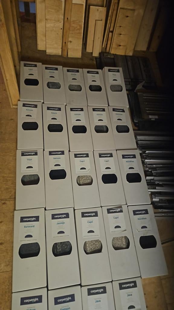 Traptegels tapijttegels trap!, Huis en Inrichting, Stoffering | Vloerbedekking, Ophalen of Verzenden, 75 m² of meer, Tapijttegels