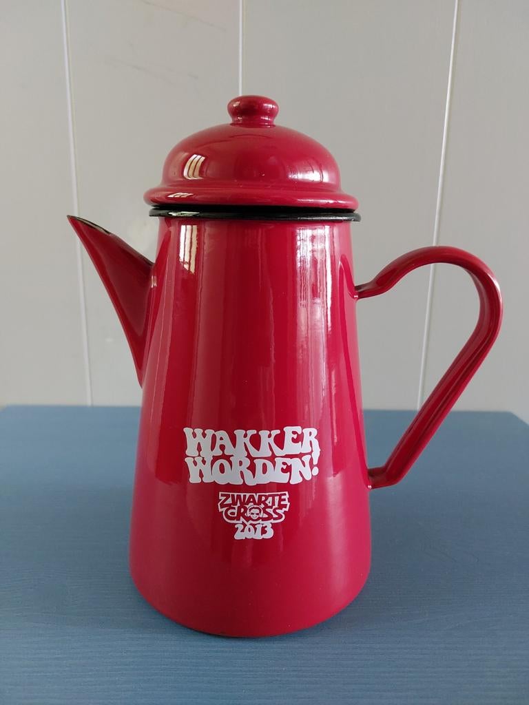 Douwe Egberts Zwarte Cross 2013 Emaille Koffiekan  Zgan, Ophalen of Verzenden, Zo goed als nieuw, Overige materialen, Overige stijlen