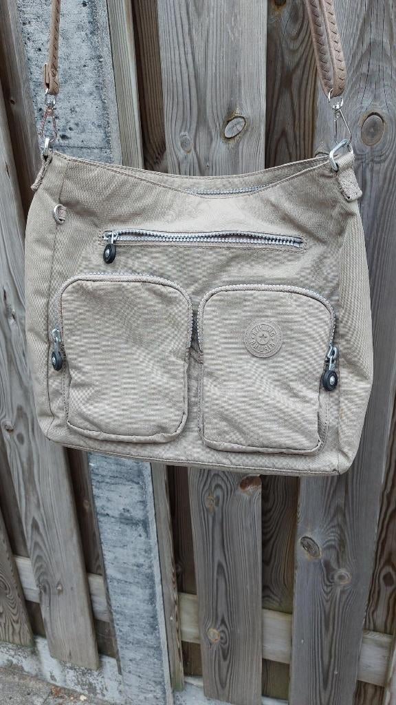 Kipling schoudertas zgan beige/leverkleur, Ophalen of Verzenden, Zo goed als nieuw, Beige, Kipling