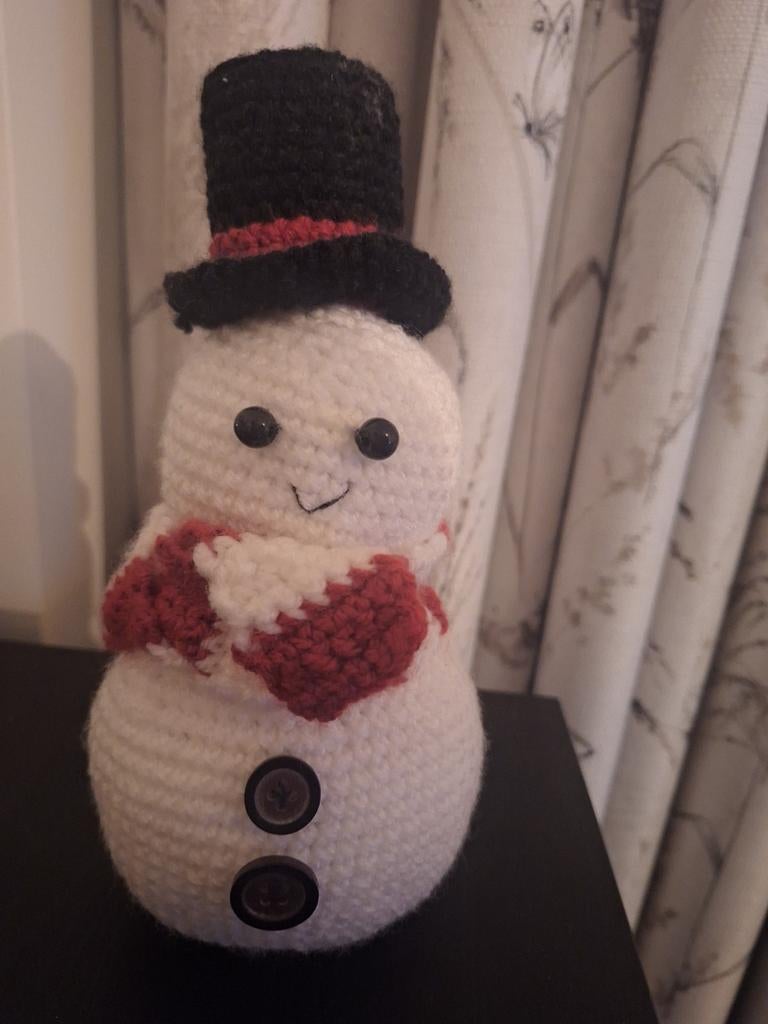 Gehaakte Sneeuwpop - Handgemaakt, Ophalen of Verzenden, Nieuw, Overige typen