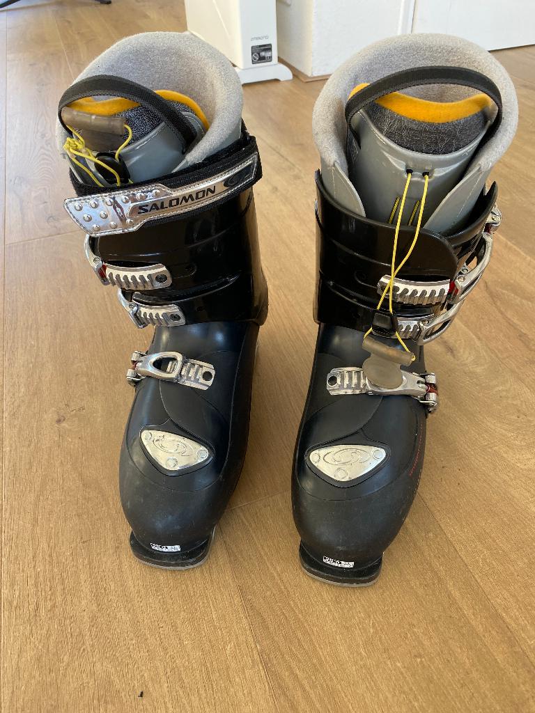 ski schoenen skischoenen, Ophalen, 160 tot 180 cm, Gebruikt, Schoenen