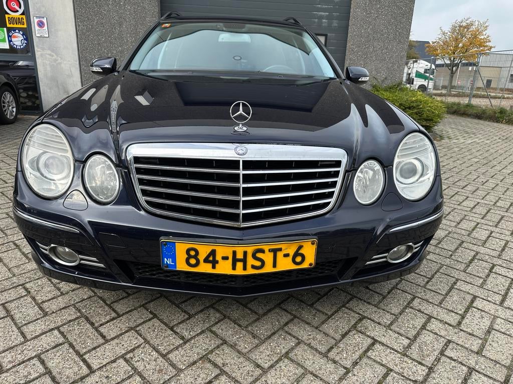Mercedes-Benz E-Klasse 3.0 E280  AUT 2009 Blauw avantgarde, Achterwielaandrijving, Zwart, Blauw, 2996 cc