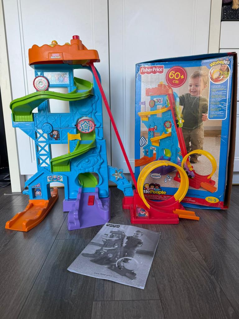 Little People Wheelies Loops ’n Swoops Amusement Park, Kinderen en Baby's, Speelgoed | Poppenhuizen, Ophalen of Verzenden, Zo goed als nieuw