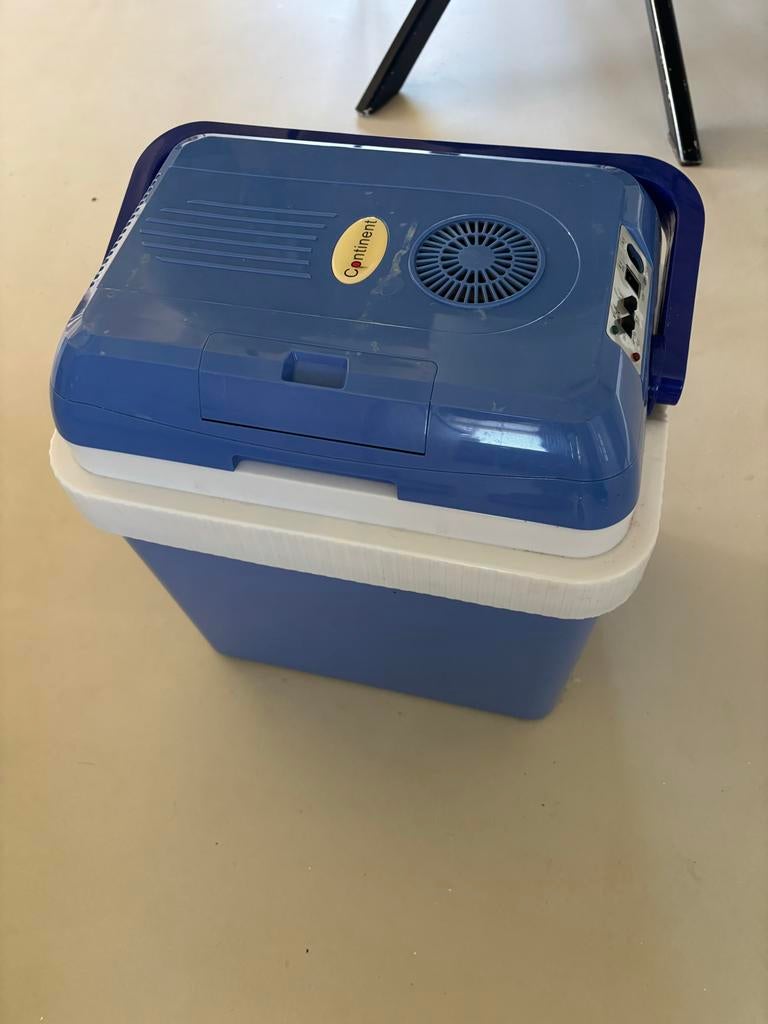 Elektrische koelbox Continent 25 liter., Caravans en Kamperen, Ophalen, Gebruikt, Koelbox, Elektrisch