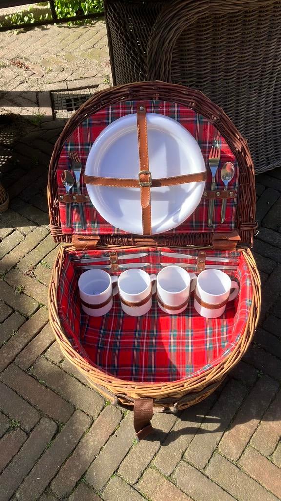 Picknick mand, Hobby en Vrije tijd, Picknickmanden, Ophalen, Nieuw