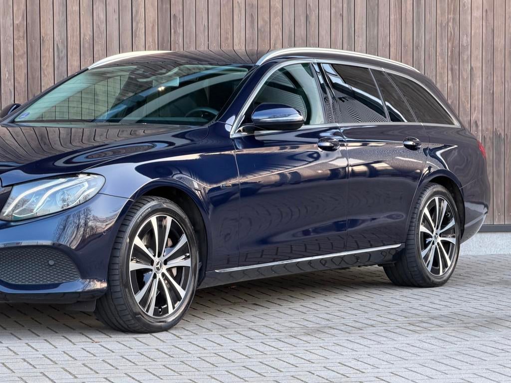 Mercedes-Benz E-klasse Estate 300 de Advantage / Trekhaak /, Achterwielaandrijving, Gebruikt, 4 cilinders, 241 €/maand