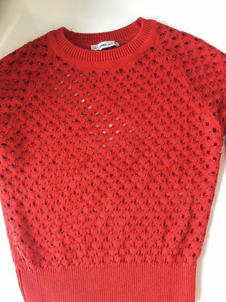 Zara; gehaakte, ajour gebreide rode trui, maat M, Kleding | Dames, Truien en Vesten, Maat 38/40 (M), Zara, Ophalen of Verzenden