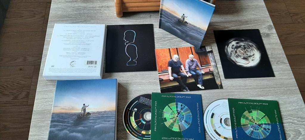 Pink Floyd - The Endless River Box Set (CD, DVD, Boekje), Ophalen of Verzenden