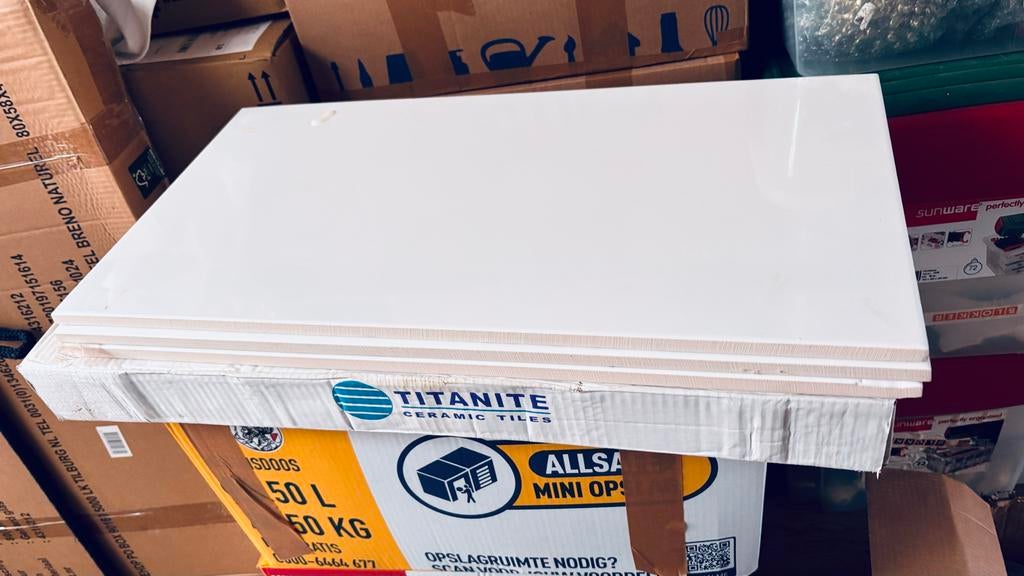 Restpartij witte keramiek tegels Titanite Bianco White Shiny, Ophalen, 60 cm of meer, Nieuw, Minder dan 5 m²