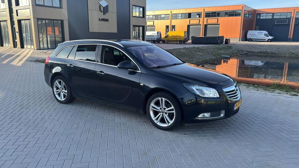 Opel Insignia Sports Tourer 2.0 CDTI Cosmo Automaat Leer Zwa, Auto's, Euro 5, 15 km/l, 4 cilinders, Leder en Stof