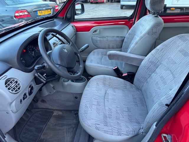 Renault Kangoo 1.6-16V Expression, '06 aut., met handgas en, Stof, Gebruikt, 1095 kg, 49 €/maand
