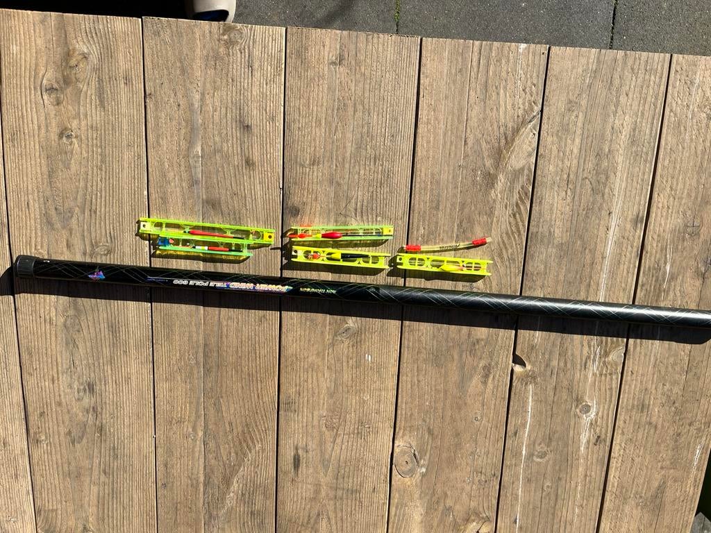 Vaste hengel: Ron Thompson Power Wind 600 met tuigjes, Watersport en Boten, Ophalen, Zo goed als nieuw, Vaste hengel