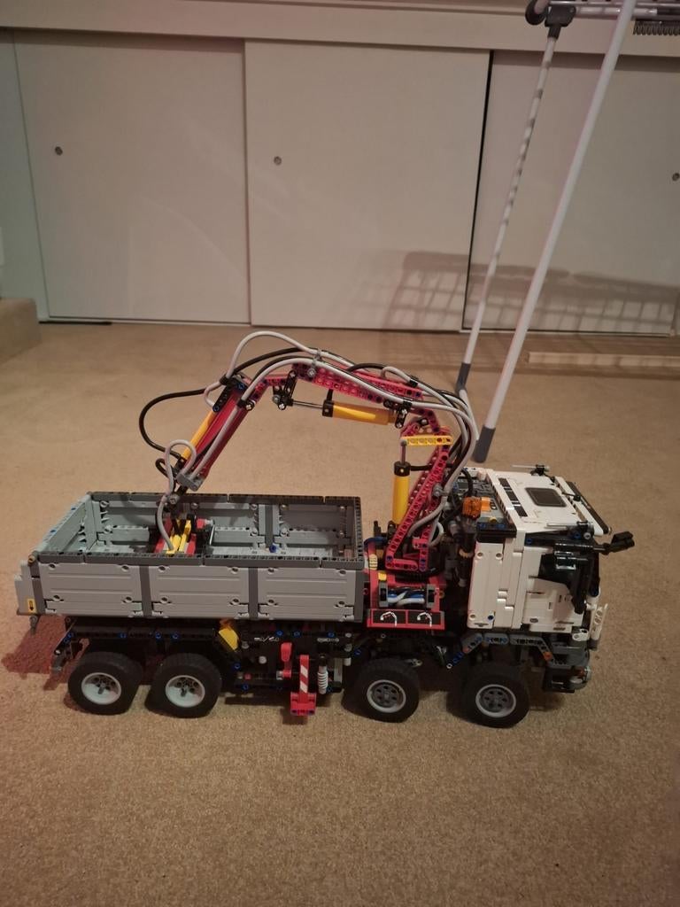 Lego Technic 42043 Mercedes Benz Arocs, Ophalen, Zo goed als nieuw, Complete set, Lego