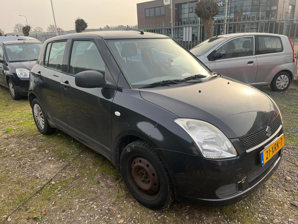 Suzuki Swift 1.3 Benzine 5drs airco, Auto-onderdelen, Ophalen of Verzenden, Nieuw, Suzuki