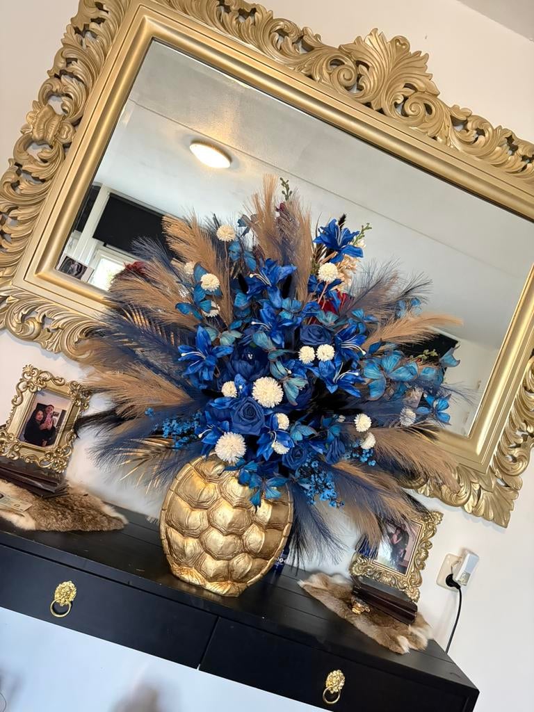 Zijde bloemstuk blauw met vaas, Ophalen of Verzenden, Rond, Minder dan 50 cm