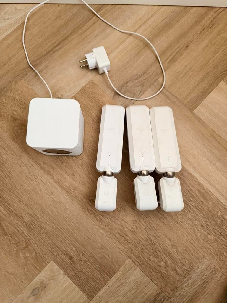 Ubiquiti AmpliFi HD - WiFi Router - inclusief 3 mesh WiFi, Ophalen of Verzenden, Zo goed als nieuw