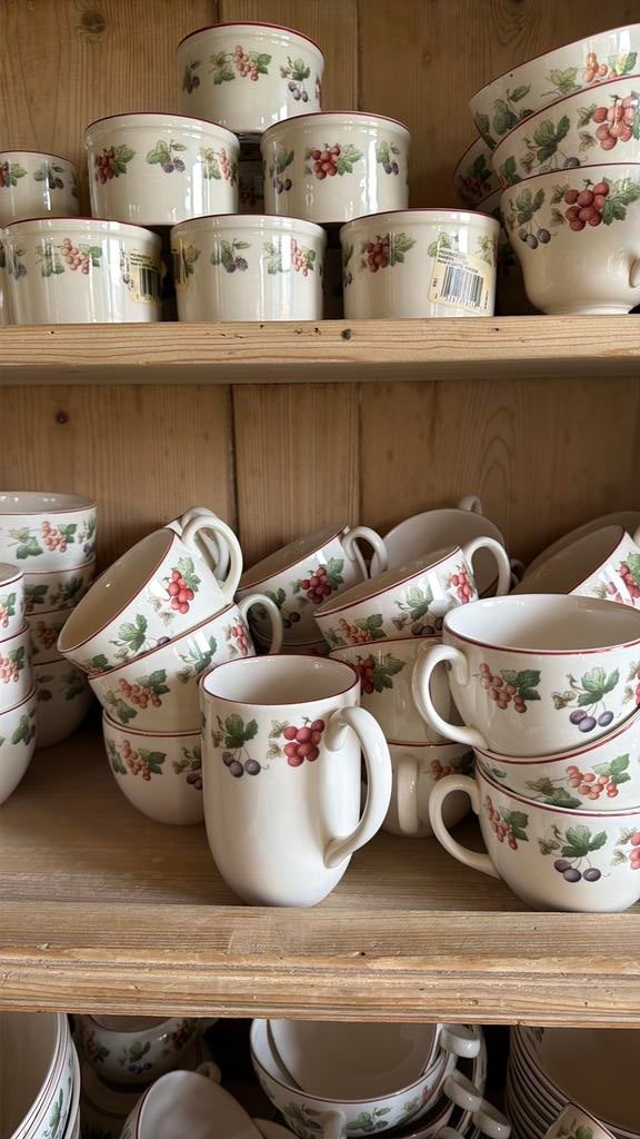 Wedgwood PROVENCE, Ophalen of Verzenden, Porselein, Wedgwood, Bord(en)