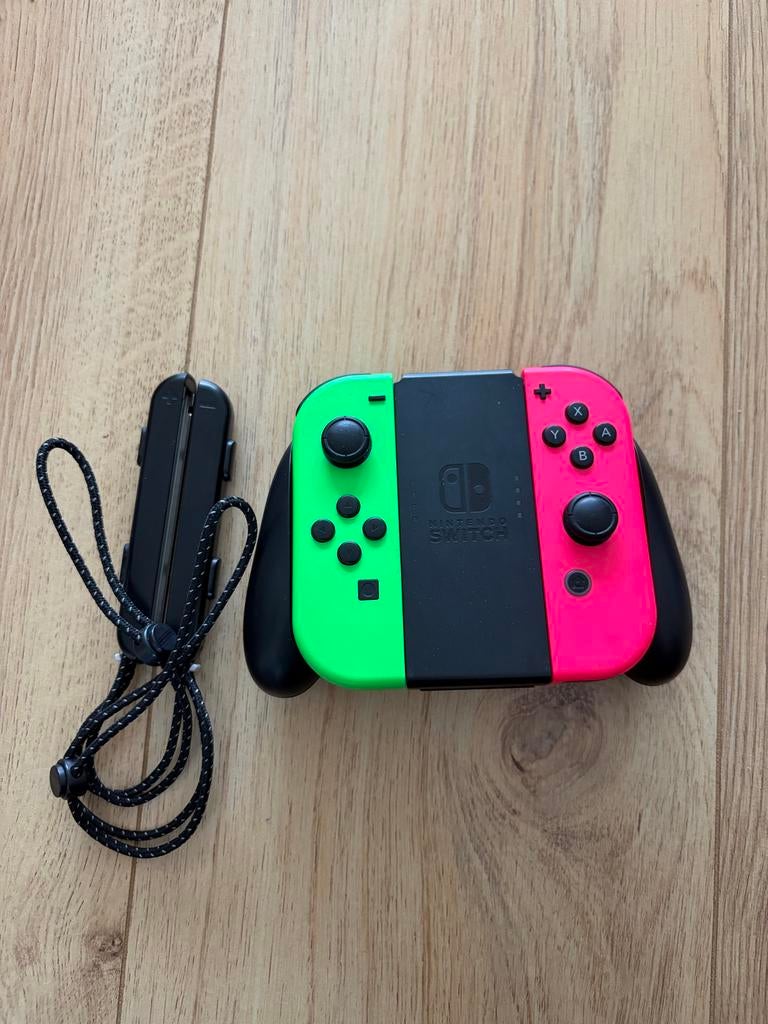 Originele Nintendo Switch Joy-Cons met grip en straps, Sn, Overige controllers, Draadloos, Switch