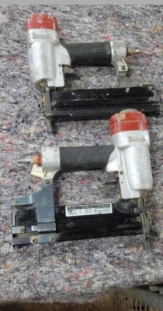 Dutach tacker niet spijker  pistool 50 mm spijkers en nieten, Doe-het-zelf en Verbouw, Compressors, 25 tot 100 liter, Ophalen of Verzenden