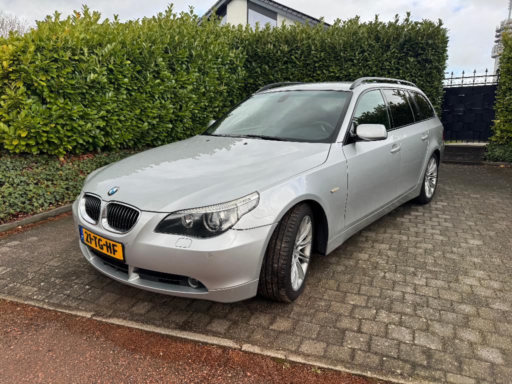 BMW 5-Serie Touring 525i LPG (youngtimer), Auto's, Automaat, Achterwielaandrijving, 1611 kg, 2497 cc