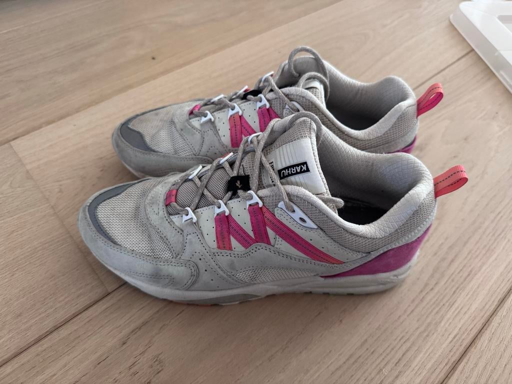 Karhu Sneakers maat 41.5, Ophalen of Verzenden, Zo goed als nieuw, Sneakers of Gympen