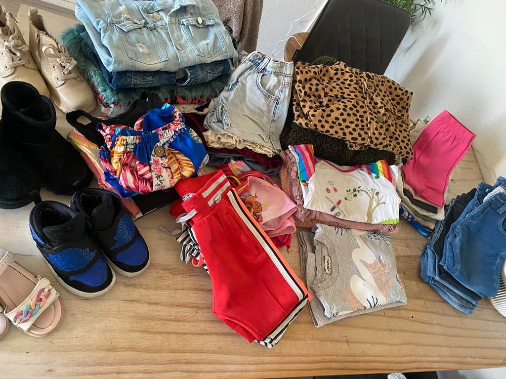 Groot kledingpakket meisje maat 104, Ophalen of Verzenden, Zo goed als nieuw, Maat 104