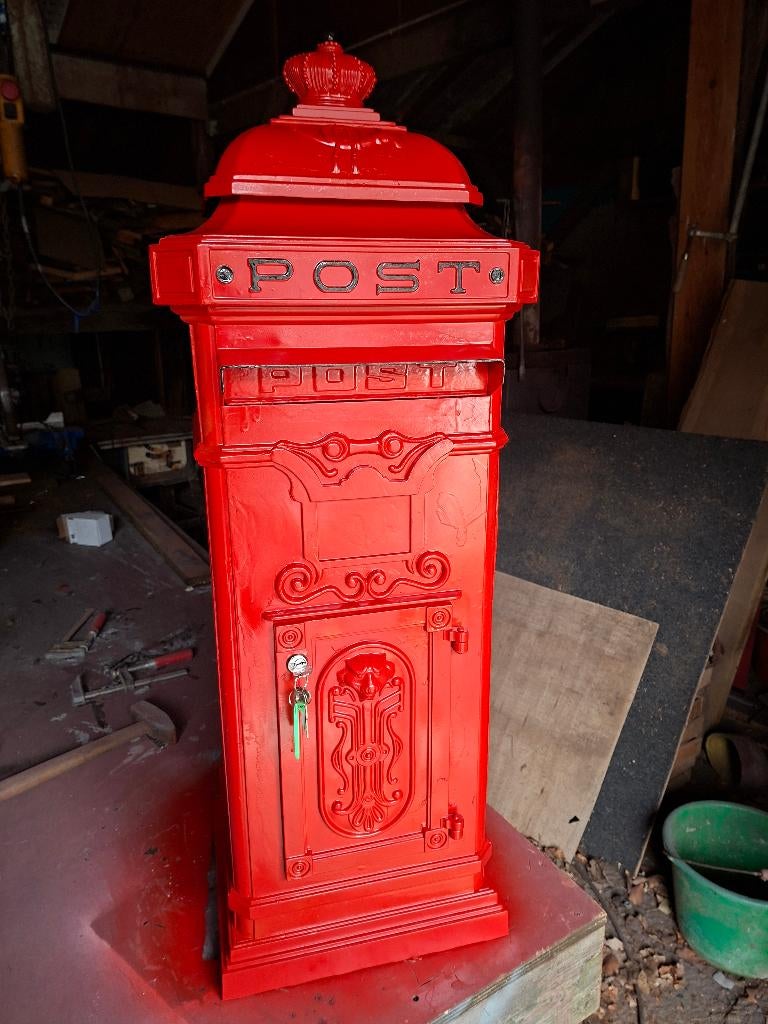 brievenbus  staand exemplaar, Ophalen, Zo goed als nieuw, Aluminium, Staande brievenbus