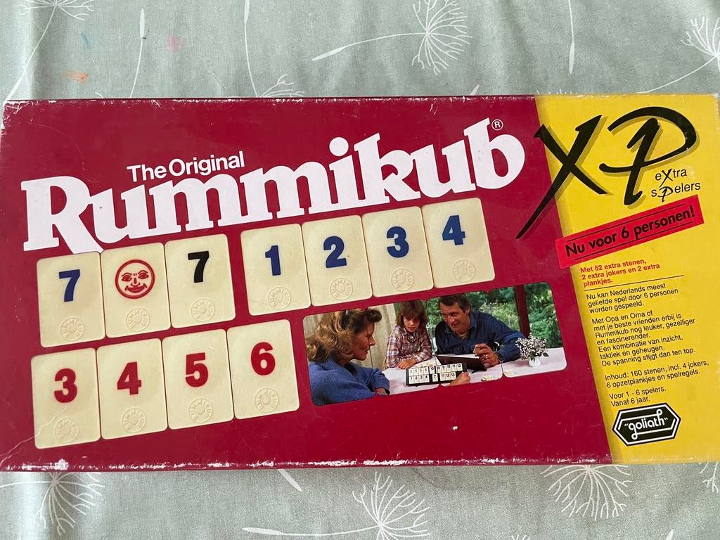 Grote doos Rummikub, Ophalen of Verzenden, Zo goed als nieuw