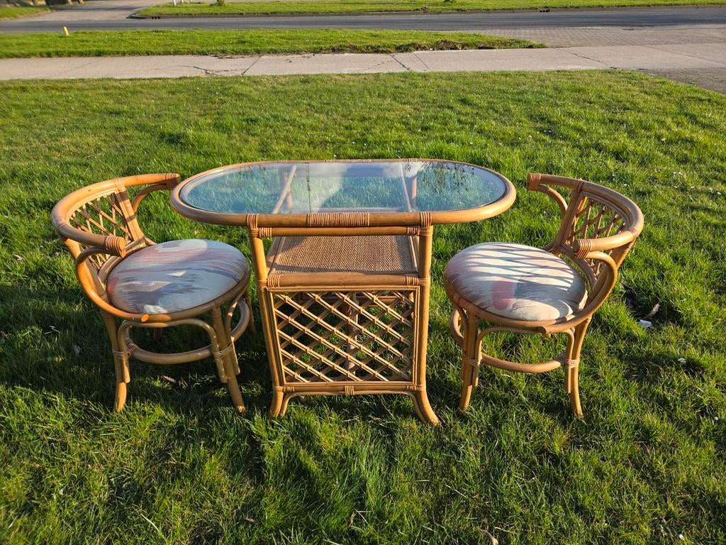 Vintage retro rotan Bohemian bistroset tafel met 2 stoelen, Ophalen, Huis en Inrichting