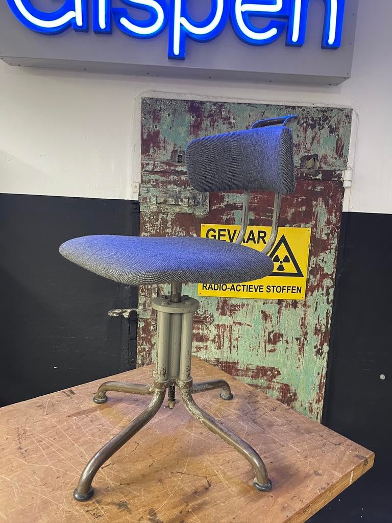 Gispen (refurbished), Ophalen, Zo goed als nieuw, Grijs, Bureaustoel