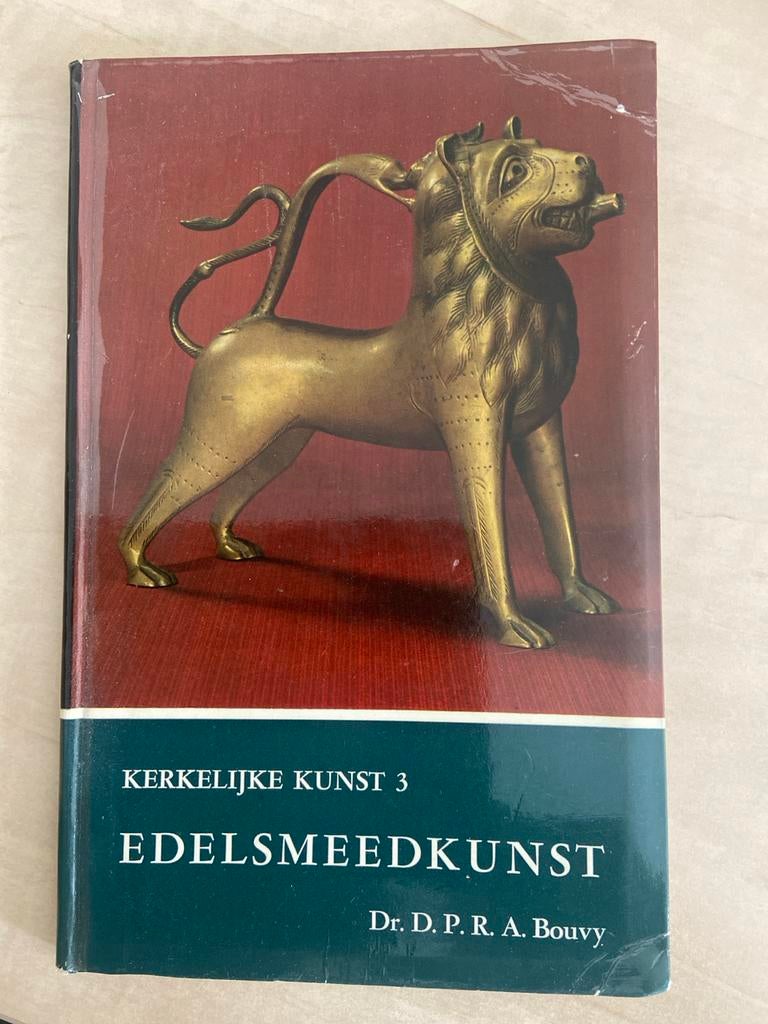 Kerkelijke Kunst 3: Edelsmeedkunst - Dr. D.P.R.A. Bouvy, Ophalen of Verzenden, Gelezen, Overige onderwerpen