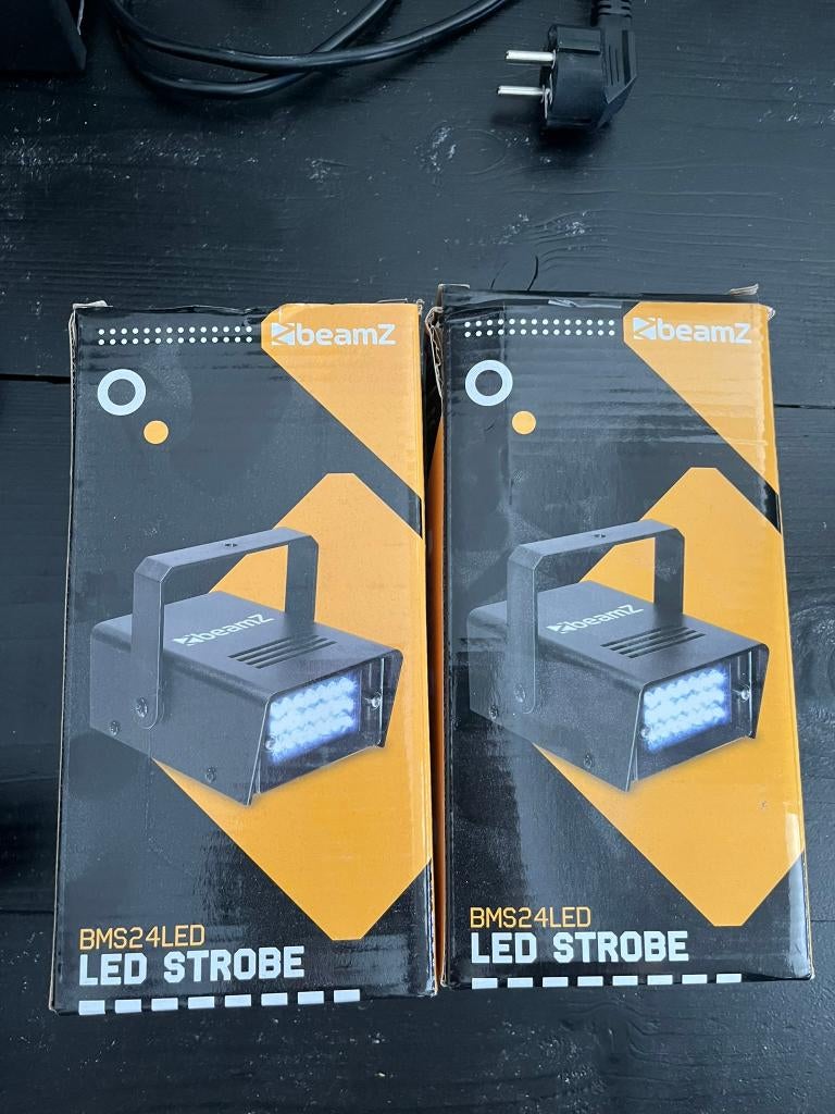 BMS24LED STROBE 2 stuks, Muziek en Instrumenten, Licht en Laser, Ophalen of Verzenden, Zo goed als nieuw, Licht, Stroboscoopeffect