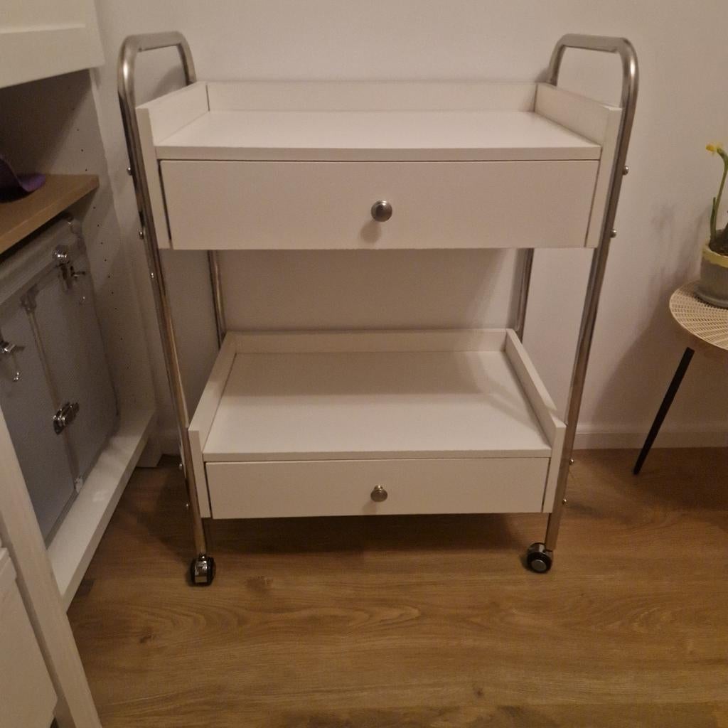 Pedicure tafel, Ophalen