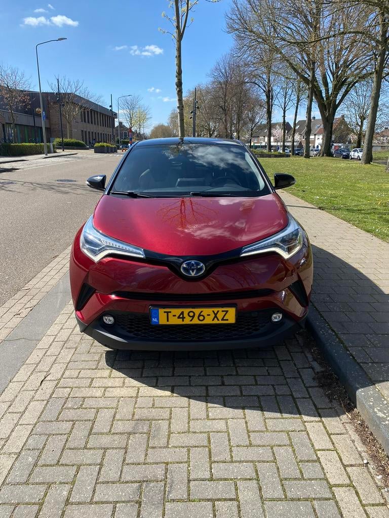 Toyota C-HR 1.8 Hybrid Selection full option Dealeronderhoud, 725 kg, USB, 75 €/maand, SUV of Terreinwagen