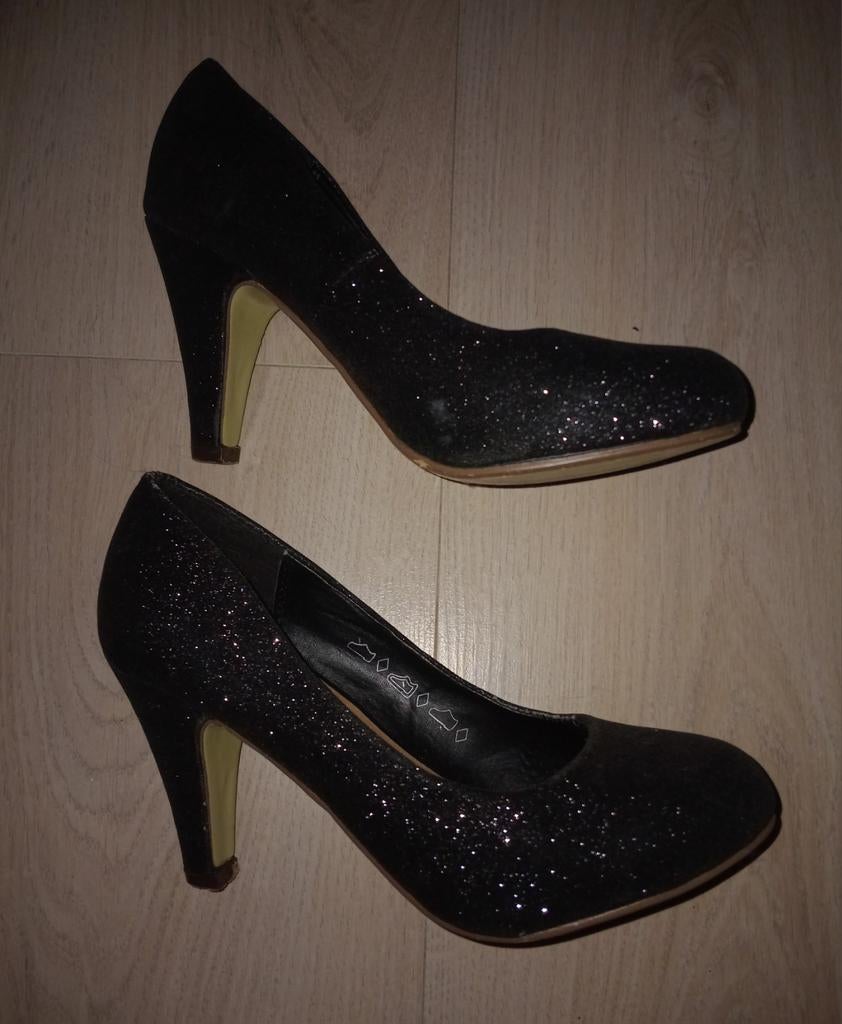 Zwarte glitter pumps 37/38, Ophalen of Verzenden, Zo goed als nieuw, Zwart