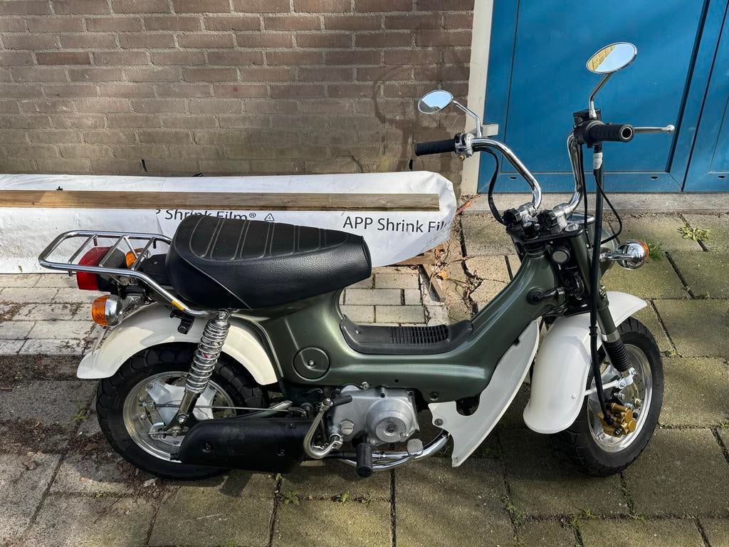 Honda Chaly brommer, Ophalen, Overige modellen, Maximaal 45 km/u, Zo goed als nieuw