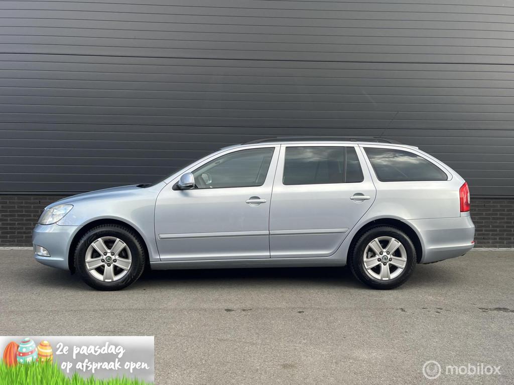 Skoda Octavia Combi 1.4 TSI Ambition Business Line CRUISE*ST, Voorwielaandrijving, Euro 5, Gebruikt, Huisgarantie
