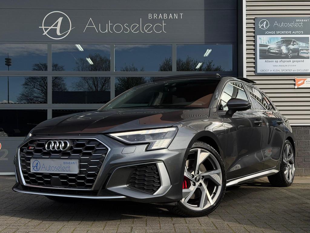 Audi A3 Sportback 2.0 TFSI S3 quattro RS Stoelen Pano B&O, Traction-control, Gebruikt, 4 cilinders, 1984 cc