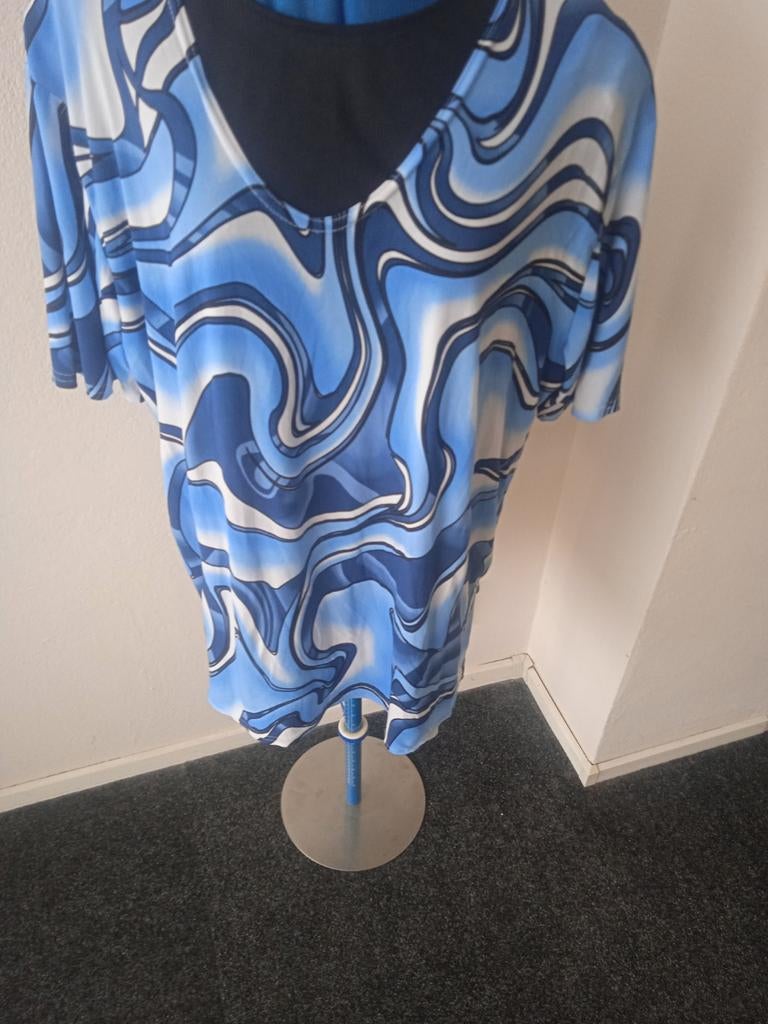 Tuniek 50/52 6,00 dure kleding voor weinig, Ophalen of Verzenden, Zo goed als nieuw, Blauw, Blouse of Tuniek