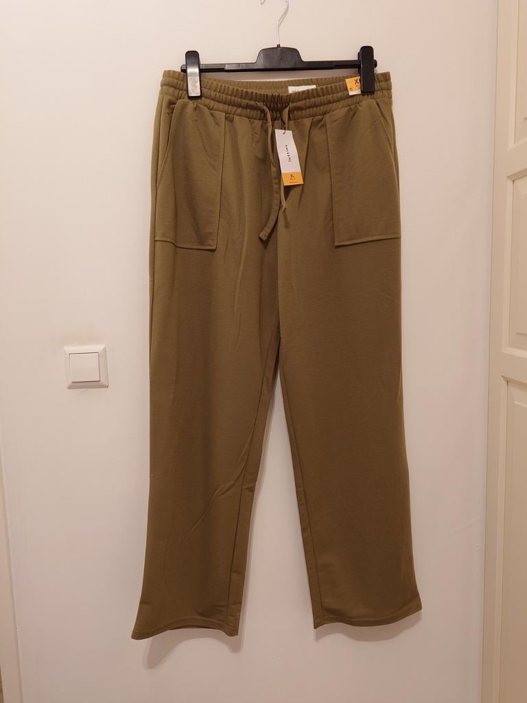 Dames Lefties lange broek rechte pijpen maat XL groen NIEUW, Maat 46/48 (XL) of groter, Nieuw, Ophalen of Verzenden, Lang