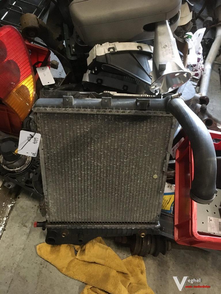 w124 220 radiateur 1993, Gebruikt, -, -, Ophalen of Verzenden