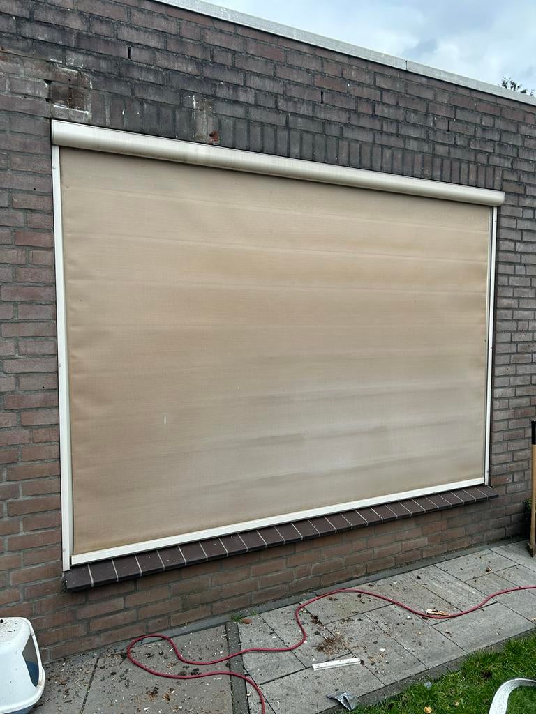 Elektrisch Screen RAL 9010 - 280x200 cm - Goede conditie, Ophalen, Gebruikt, Elektrisch, 150 tot 300 cm