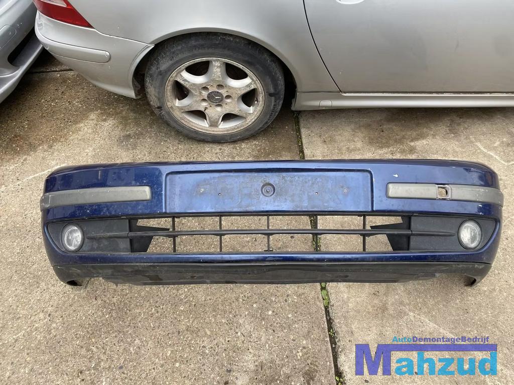 2002 RENAULT LAGUNA Blauw voorbumper, Renault Group, Gebruikt, Contact.group@renault.com, Ophalen of Verzenden