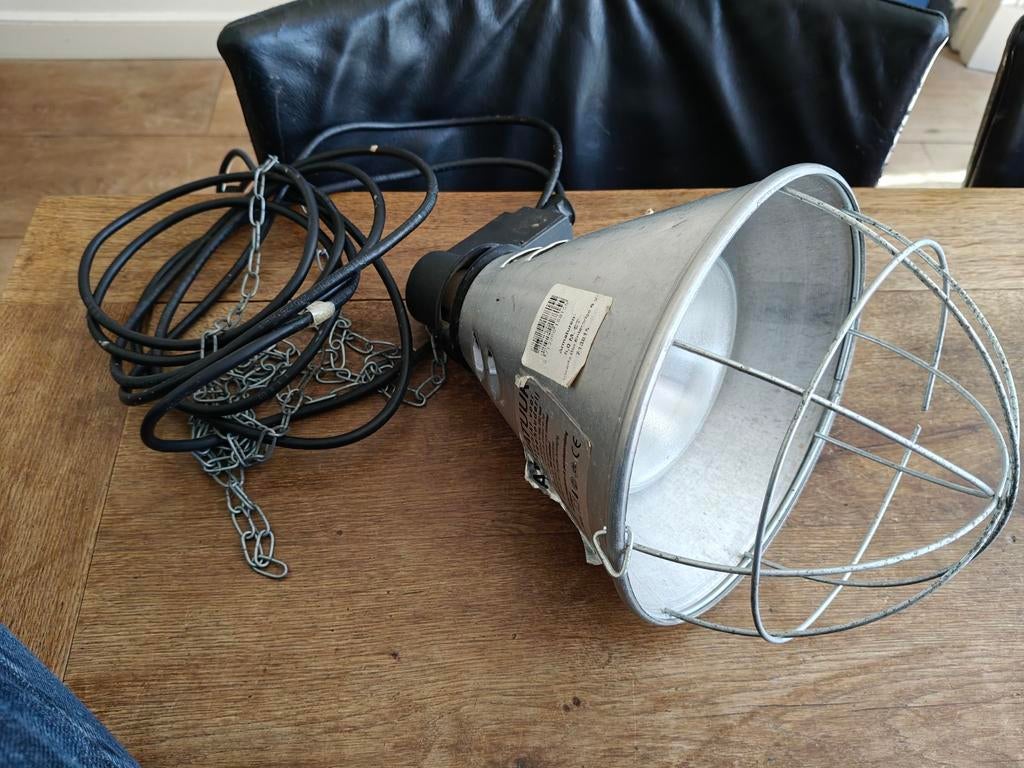 Warmtelamp geschikt voor veehouderij, Dieren en Toebehoren, Pluimvee | Toebehoren, Ophalen, Overige typen