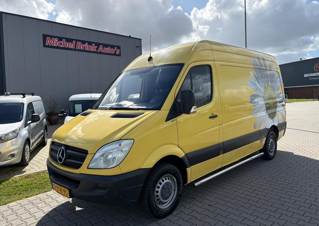 Mercedes-Benz Sprinter 210 2.2 CDI L2H2 Airco, Gebruikt, Zwart, Bedrijf, Euro 4