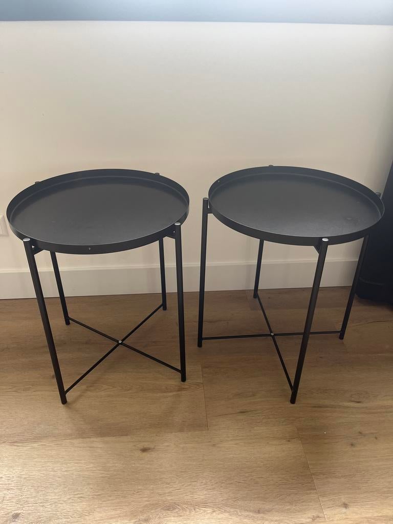 Set van 2 zwarte bijzettafeltjes, Minder dan 55 cm, Gebruikt, Metaal of Aluminium, Rond