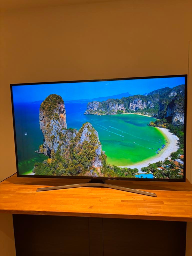 Samsung 55 inch 4K Ultra HD Smart TV (UE55MU6100) - Topstaat, Ophalen, LED, 50 Hz, Zo goed als nieuw