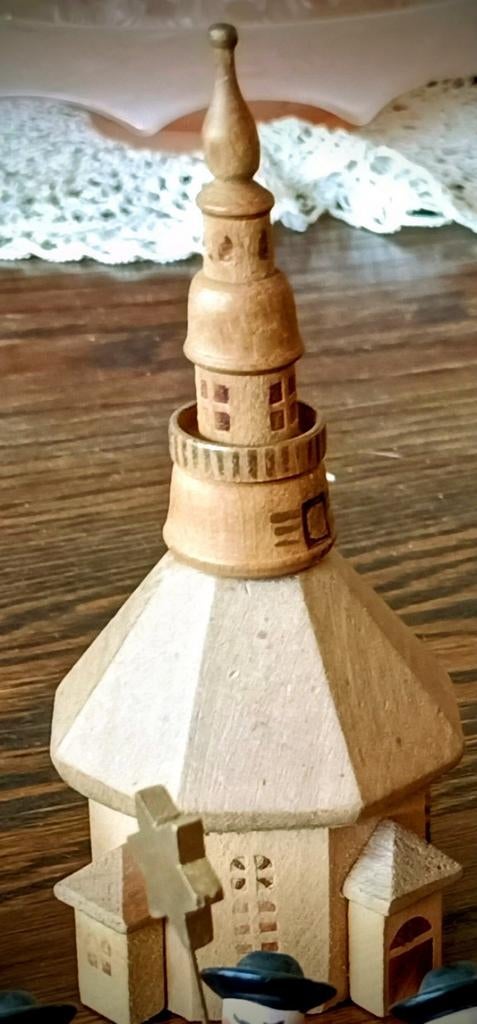 Gevraagd: Kurrende kerkje, erzgebirge, Ophalen of Verzenden